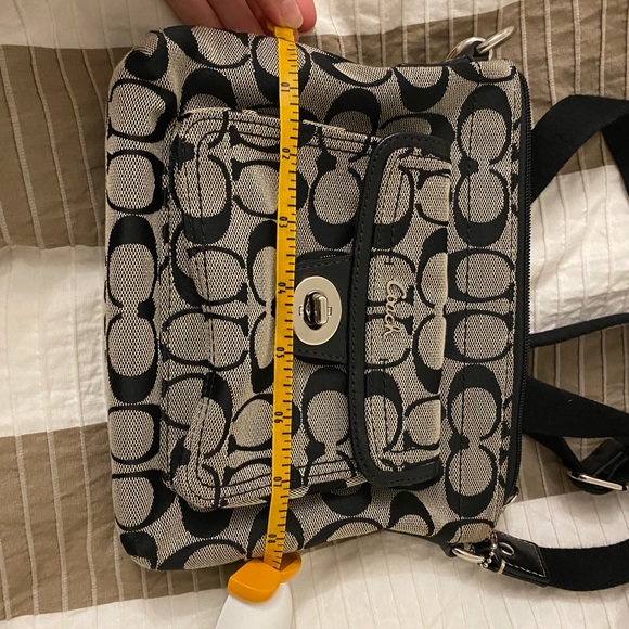 NWOT Coach cross body - Picture 5 of 5